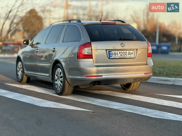 Сірий Шкода Октавія, об'ємом двигуна 1.39 л та пробігом 267 тис. км за 7400 $, фото 5 на Automoto.ua