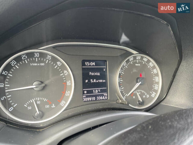 Серый Шкода Октавия, объемом двигателя 1.6 л и пробегом 309 тыс. км за 7650 $, фото 14 на Automoto.ua