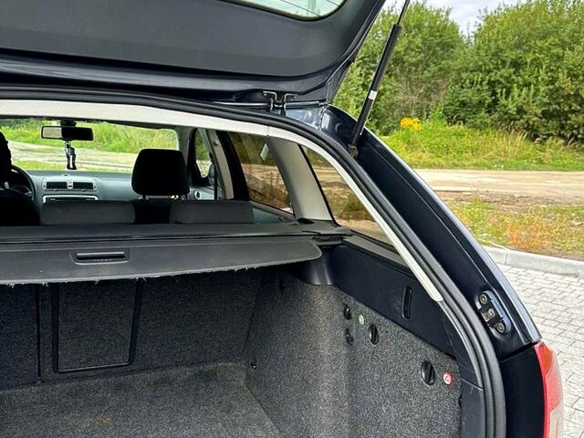 Сірий Шкода Октавія, об'ємом двигуна 1.6 л та пробігом 231 тис. км за 7700 $, фото 2 на Automoto.ua