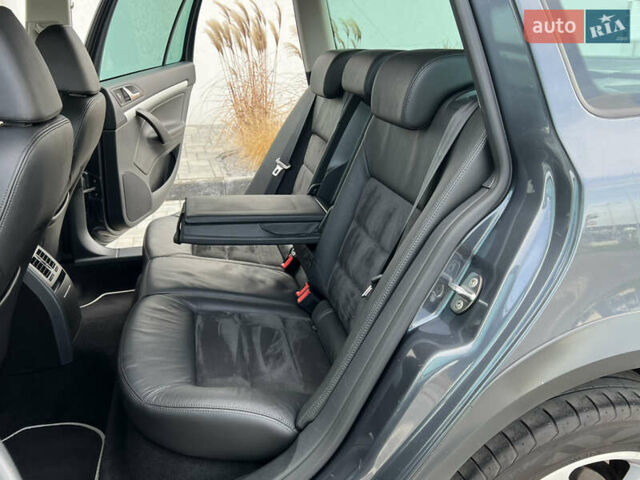 Серый Шкода Октавия, объемом двигателя 2 л и пробегом 211 тыс. км за 13200 $, фото 90 на Automoto.ua