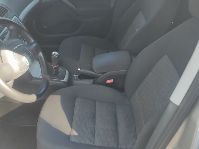 Сірий Шкода Октавія, об'ємом двигуна 1.6 л та пробігом 265 тис. км за 6750 $, фото 16 на Automoto.ua