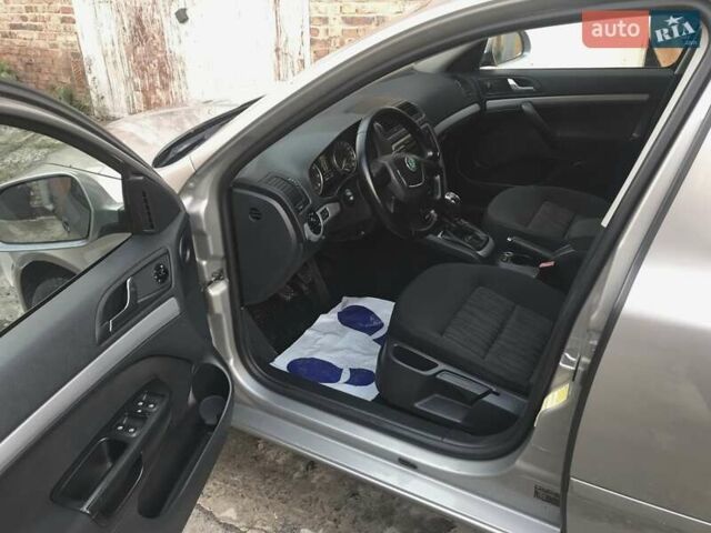 Шкода Октавія 2011 у Луцьку на Automoto.ua Сірий Шкода Октавія, об'ємом двигуна 0 л та пробігом 187 тис. км за 7850 $, фото 19 на Automoto.ua