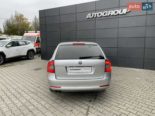 Сірий Шкода Октавія, об'ємом двигуна 1.8 л та пробігом 250 тис. км за 6999 $, фото 20 на Automoto.ua