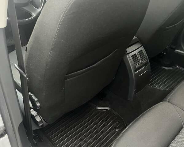 Сірий Шкода Октавія, об'ємом двигуна 2 л та пробігом 184 тис. км за 11300 $, фото 27 на Automoto.ua