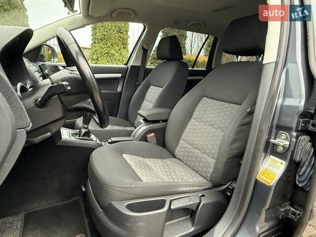 Серый Шкода Октавия, объемом двигателя 1.6 л и пробегом 248 тыс. км за 8350 $, фото 25 на Automoto.ua