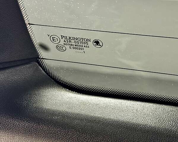 Серый Шкода Октавия, объемом двигателя 2 л и пробегом 217 тыс. км за 10750 $, фото 33 на Automoto.ua