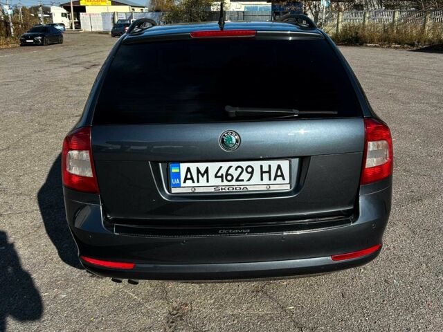 Шкода Октавія 2011 у Житомирі на Automoto.ua Сірий Шкода Октавія, об'ємом двигуна 1.8 л та пробігом 167 тис. км за 7800 $, фото 3 на Automoto.ua