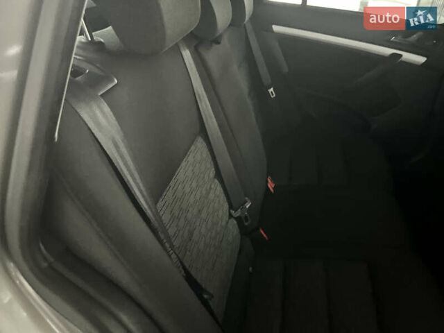 Сірий Шкода Октавія, об'ємом двигуна 1.6 л та пробігом 208 тис. км за 9150 $, фото 59 на Automoto.ua