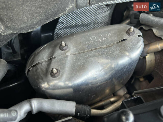 Серый Шкода Октавия, объемом двигателя 2 л и пробегом 211 тыс. км за 13200 $, фото 161 на Automoto.ua