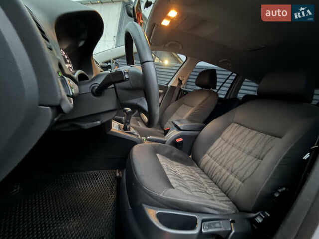 Сірий Шкода Октавія, об'ємом двигуна 1.8 л та пробігом 300 тис. км за 5550 $, фото 14 на Automoto.ua