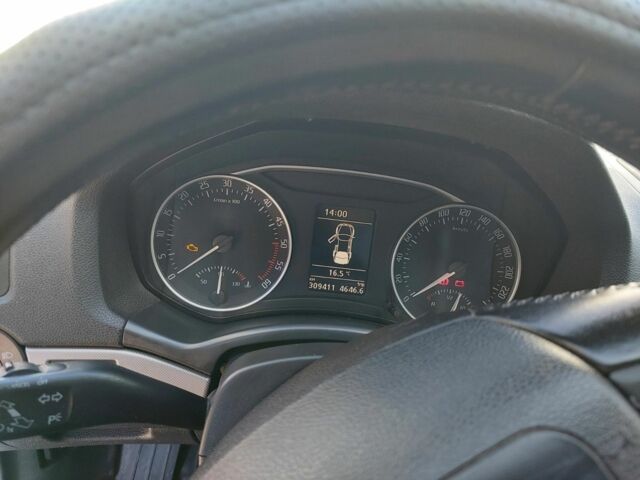 Серый Шкода Октавия, объемом двигателя 0 л и пробегом 113 тыс. км за 6100 $, фото 3 на Automoto.ua