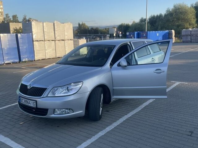 Сірий Шкода Октавія, об'ємом двигуна 1.6 л та пробігом 295 тис. км за 7800 $, фото 10 на Automoto.ua