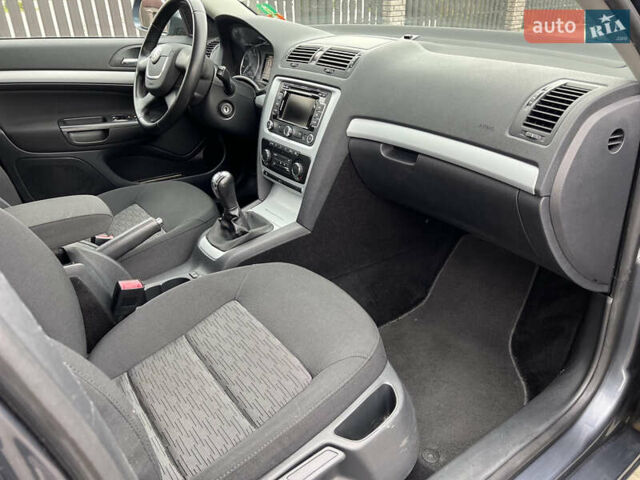 Сірий Шкода Октавія, об'ємом двигуна 1.4 л та пробігом 154 тис. км за 7600 $, фото 13 на Automoto.ua