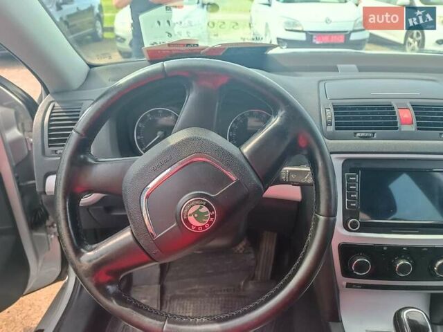 Серый Шкода Октавия, объемом двигателя 1.8 л и пробегом 276 тыс. км за 7100 $, фото 7 на Automoto.ua