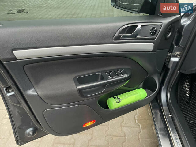 Серый Шкода Октавия, объемом двигателя 1.97 л и пробегом 350 тыс. км за 7900 $, фото 49 на Automoto.ua