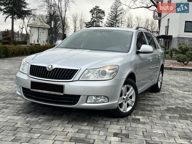 Серый Шкода Октавия, объемом двигателя 1.99 л и пробегом 234 тыс. км за 9800 $, фото 2 на Automoto.ua