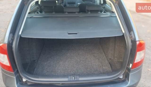 Сірий Шкода Октавія, об'ємом двигуна 0 л та пробігом 225 тис. км за 6600 $, фото 12 на Automoto.ua