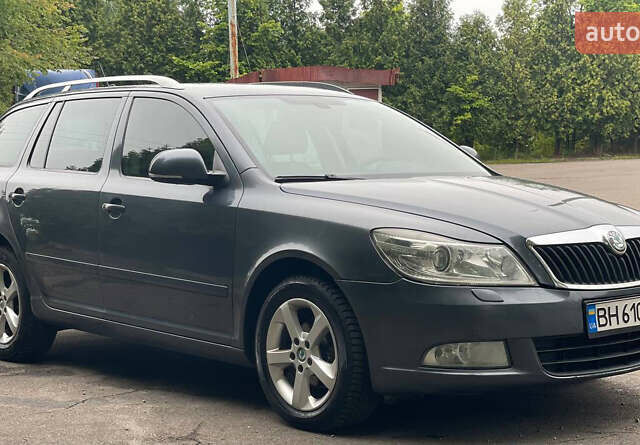Сірий Шкода Октавія, об'ємом двигуна 1.2 л та пробігом 229 тис. км за 5999 $, фото 6 на Automoto.ua