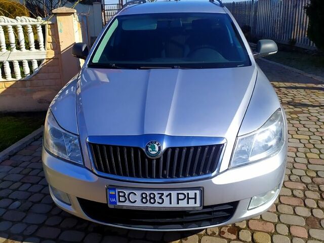 Сірий Шкода Октавія, об'ємом двигуна 1.6 л та пробігом 280 тис. км за 5999 $, фото 4 на Automoto.ua