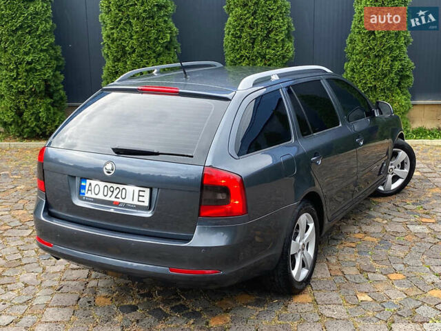 Шкода Октавия 2011 в Мукачеве на Automoto.ua Серый Шкода Октавия, объемом двигателя 1.6 л и пробегом 273 тыс. км за 8000 $, фото 20 на Automoto.ua