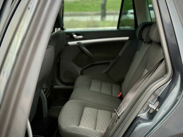 Сірий Шкода Октавія, об'ємом двигуна 1.6 л та пробігом 228 тис. км за 7900 $, фото 11 на Automoto.ua