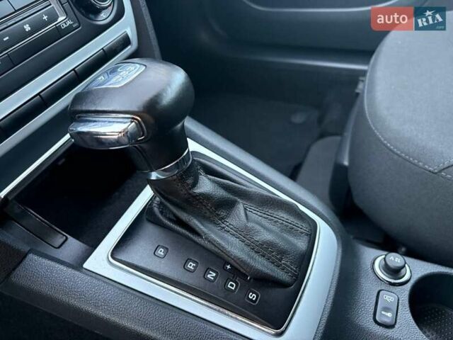 Серый Шкода Октавия, объемом двигателя 1.6 л и пробегом 194 тыс. км за 10500 $, фото 3 на Automoto.ua