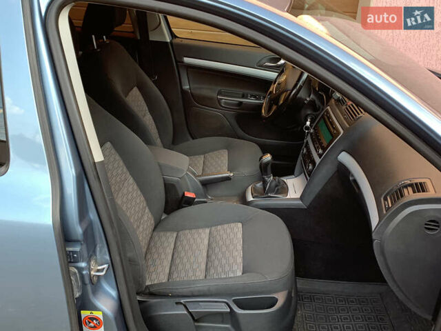 Сірий Шкода Октавія, об'ємом двигуна 1.39 л та пробігом 159 тис. км за 7999 $, фото 24 на Automoto.ua