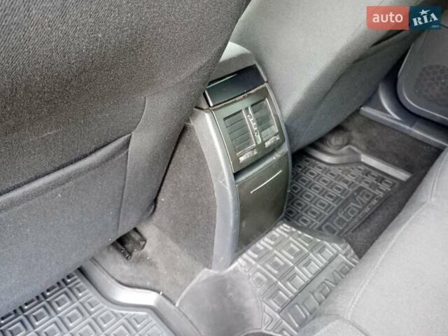 Серый Шкода Октавия, объемом двигателя 1.6 л и пробегом 269 тыс. км за 8600 $, фото 21 на Automoto.ua