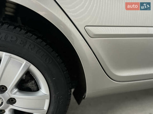 Сірий Шкода Октавія, об'ємом двигуна 1.6 л та пробігом 208 тис. км за 9150 $, фото 31 на Automoto.ua