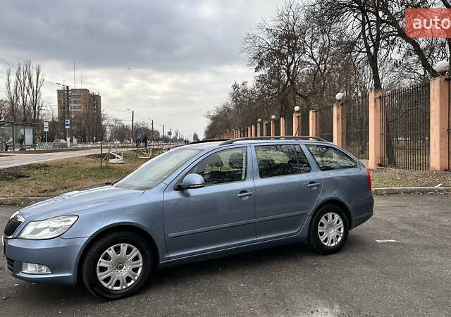 Серый Шкода Октавия, объемом двигателя 1.6 л и пробегом 213 тыс. км за 8490 $, фото 38 на Automoto.ua