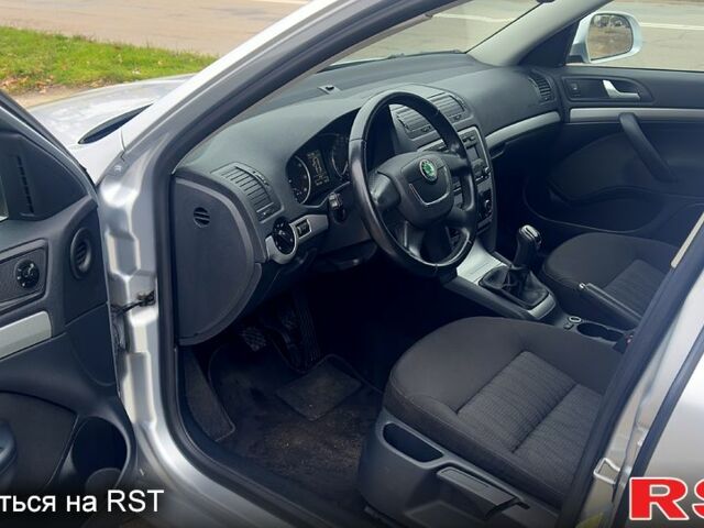 Сірий Шкода Октавія, об'ємом двигуна 1.8 л та пробігом 149 тис. км за 8500 $, фото 11 на Automoto.ua