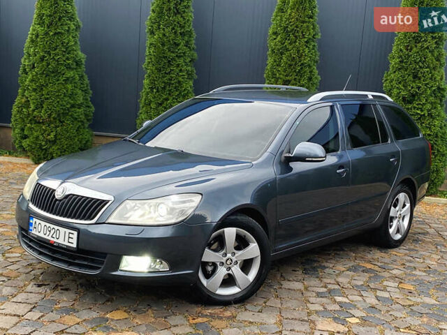 Шкода Октавия 2011 в Мукачеве на Automoto.ua Серый Шкода Октавия, объемом двигателя 1.6 л и пробегом 273 тыс. км за 8000 $, фото 10 на Automoto.ua