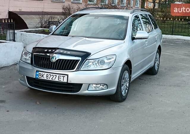Серый Шкода Октавия, объемом двигателя 1.6 л и пробегом 308 тыс. км за 6650 $, фото 4 на Automoto.ua