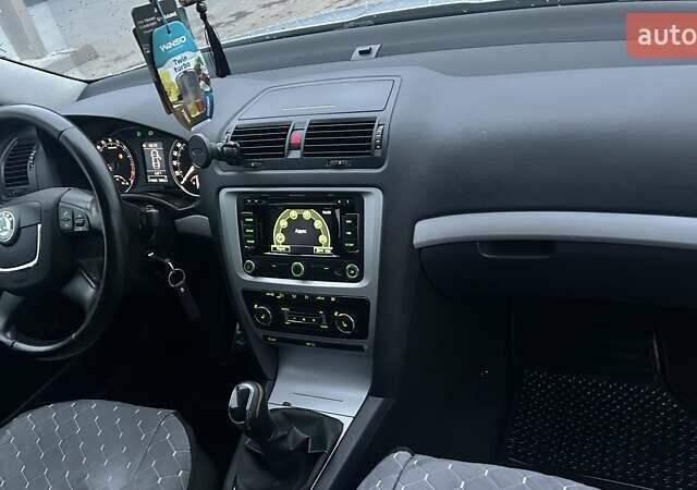 Серый Шкода Октавия, объемом двигателя 1.6 л и пробегом 211 тыс. км за 9449 $, фото 14 на Automoto.ua
