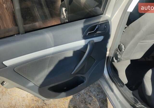 Серый Шкода Октавия, объемом двигателя 1.6 л и пробегом 264 тыс. км за 6999 $, фото 25 на Automoto.ua