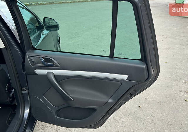 Серый Шкода Октавия, объемом двигателя 1.2 л и пробегом 209 тыс. км за 6200 $, фото 18 на Automoto.ua