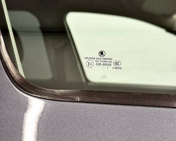 Серый Шкода Октавия, объемом двигателя 2 л и пробегом 217 тыс. км за 10750 $, фото 30 на Automoto.ua