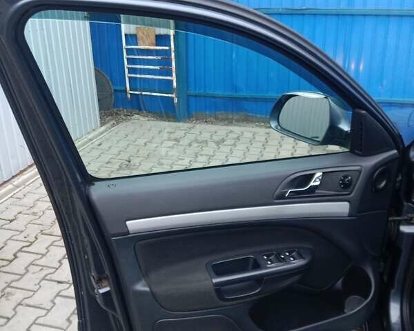 Сірий Шкода Октавія, об'ємом двигуна 1.6 л та пробігом 242 тис. км за 7750 $, фото 20 на Automoto.ua