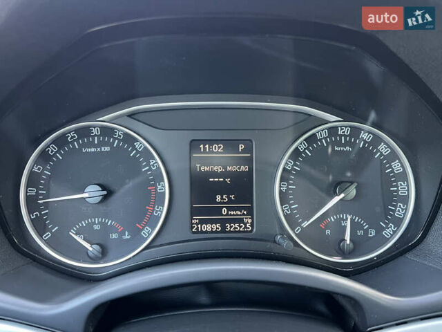 Серый Шкода Октавия, объемом двигателя 2 л и пробегом 211 тыс. км за 12850 $, фото 167 на Automoto.ua