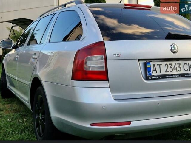 Серый Шкода Октавия, объемом двигателя 1.97 л и пробегом 300 тыс. км за 8000 $, фото 7 на Automoto.ua