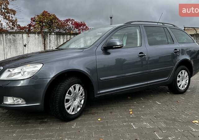 Сірий Шкода Октавія, об'ємом двигуна 1.8 л та пробігом 227 тис. км за 7800 $, фото 2 на Automoto.ua