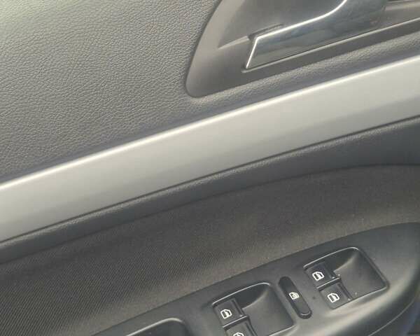 Сірий Шкода Октавія, об'ємом двигуна 1.6 л та пробігом 271 тис. км за 7900 $, фото 21 на Automoto.ua