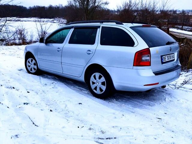 Серый Шкода Октавия, объемом двигателя 1.6 л и пробегом 230 тыс. км за 8000 $, фото 4 на Automoto.ua