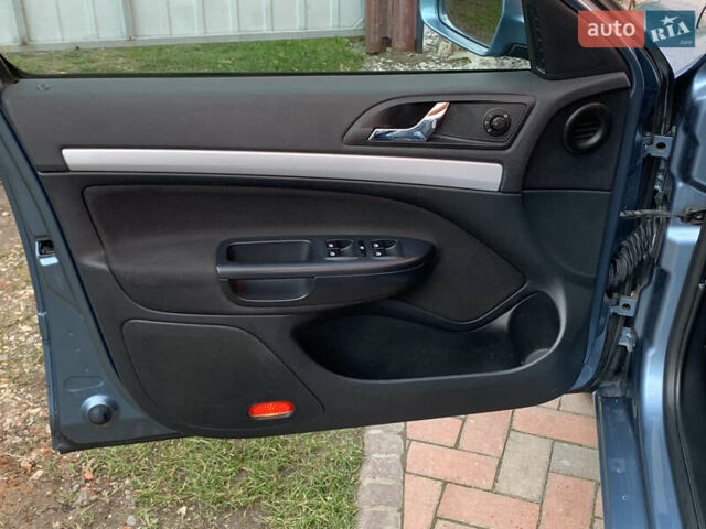 Сірий Шкода Октавія, об'ємом двигуна 1.39 л та пробігом 159 тис. км за 7999 $, фото 14 на Automoto.ua