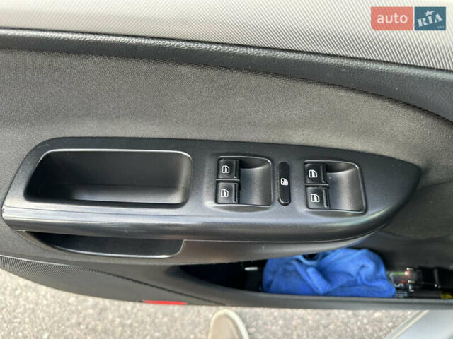 Серый Шкода Октавия, объемом двигателя 1.6 л и пробегом 282 тыс. км за 8200 $, фото 9 на Automoto.ua