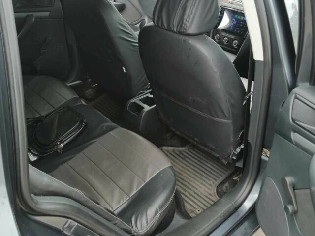 Сірий Шкода Октавія, об'ємом двигуна 1.2 л та пробігом 220 тис. км за 7500 $, фото 12 на Automoto.ua