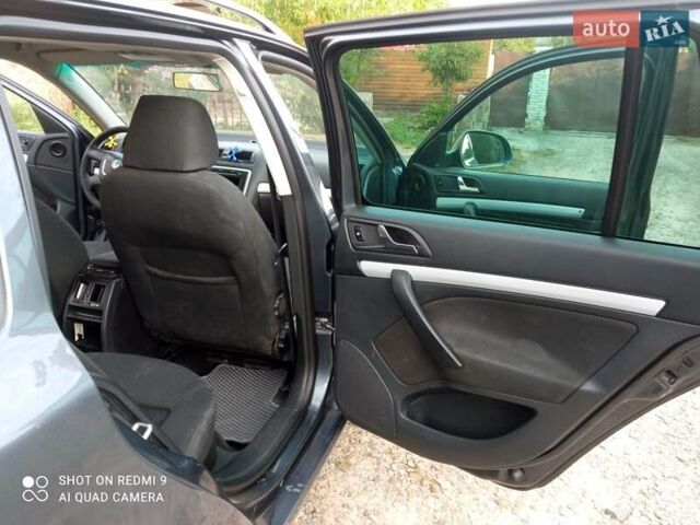 Серый Шкода Октавия, объемом двигателя 1.6 л и пробегом 297 тыс. км за 8000 $, фото 10 на Automoto.ua