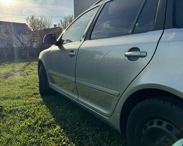 Серый Шкода Октавия, объемом двигателя 1.6 л и пробегом 311 тыс. км за 6400 $, фото 10 на Automoto.ua