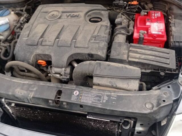 Серый Шкода Октавия, объемом двигателя 1.6 л и пробегом 277 тыс. км за 7700 $, фото 5 на Automoto.ua