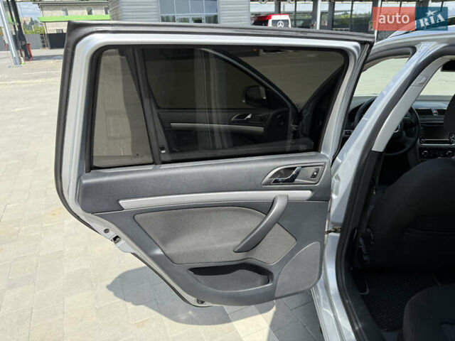 Серый Шкода Октавия, объемом двигателя 1.6 л и пробегом 344 тыс. км за 8700 $, фото 24 на Automoto.ua